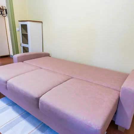 Hébergement de vacances Kartanohuoneisto Heikki By Interhome Runni